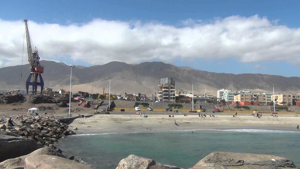 אנטופגסטה Hostal Cruz Del Pacifico מראה חיצוני תמונה