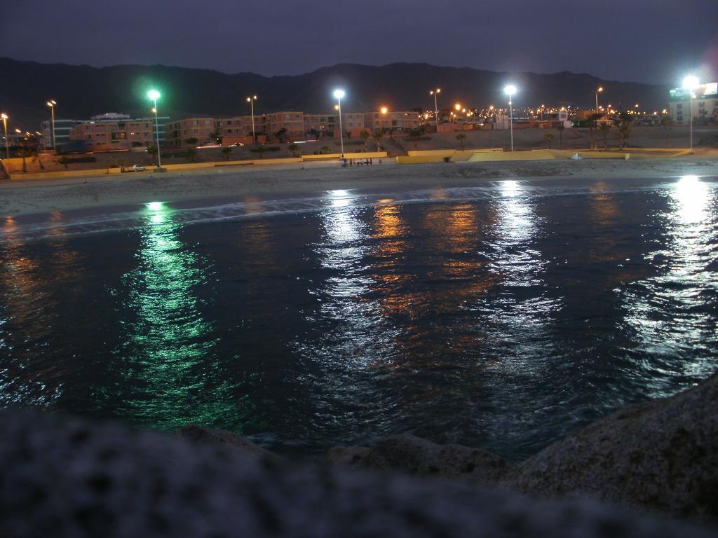 אנטופגסטה Hostal Cruz Del Pacifico מראה חיצוני תמונה